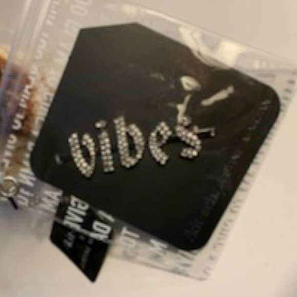 Kitsch x Justine Marjan Vibes Word Rhinestone Bobby Pin - Picture 3 of 4